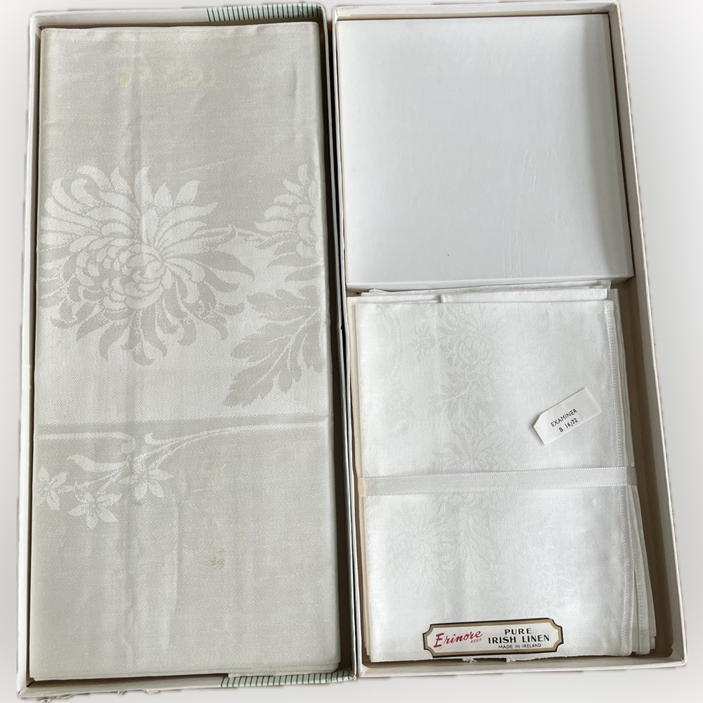 OLD STOCK - Irish Linen Damask Set. Made in Ireland for Eaton’s of Canada.
